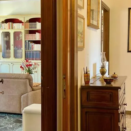 Careggi Gold Colors Apartament *