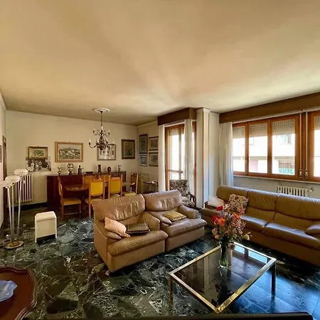 Careggi Gold Colors Apartment